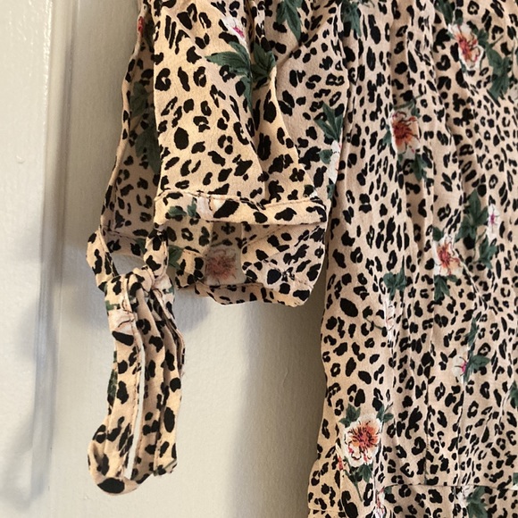 Topshop Cheetah Peplum Blouse - Picture 4 of 4